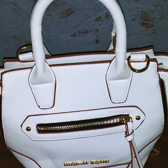 Purses - Picture 3 of 4